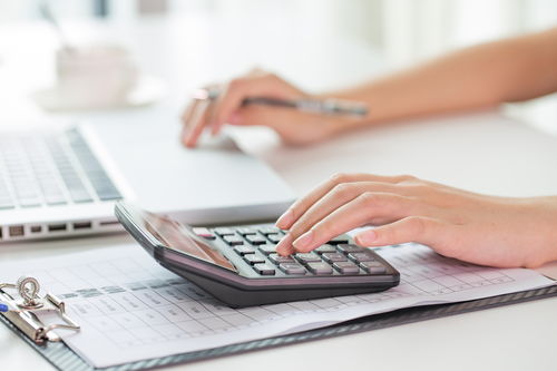 代辦貸款申報有風險，銀保監會提示保護個人資金安全